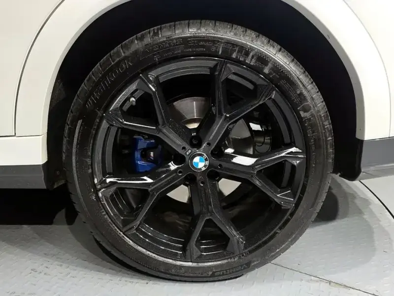 2022 BMW X6 с пробегом 70 870 км