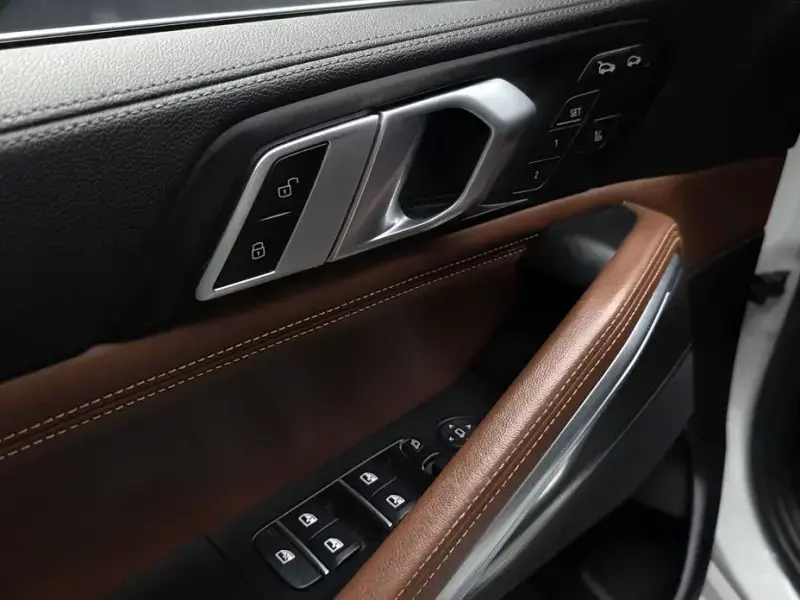 2022 BMW X6 с пробегом 70 870 км