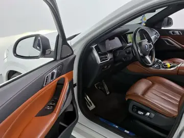 2021 BMW X6 с пробегом 110 640 км