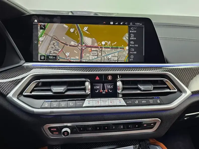 2023 BMW X6 с пробегом 39 017 км