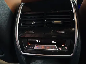 2023 BMW X6 с пробегом 39 017 км