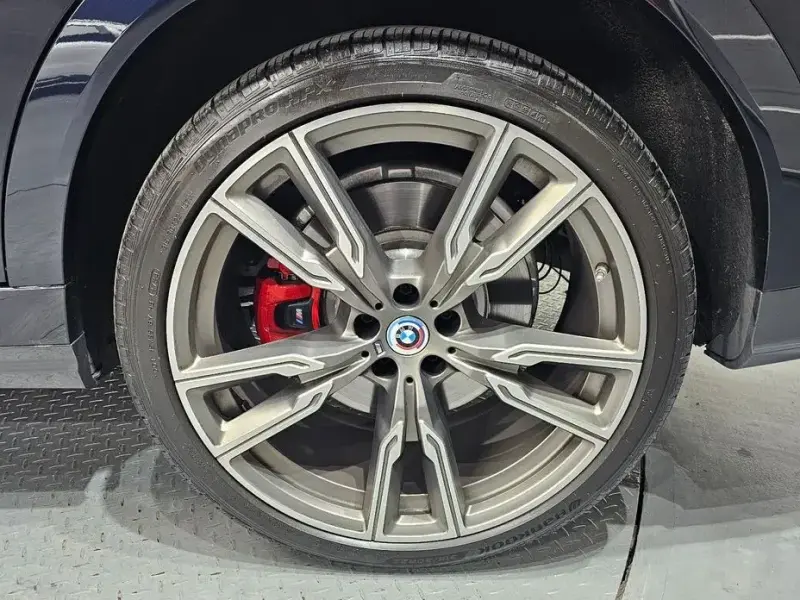 2023 BMW X6 с пробегом 39 017 км