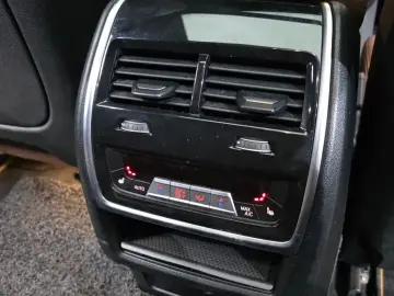 2021 BMW X6 с пробегом 164 290 км