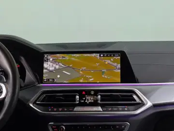 2022 BMW X6 с пробегом 24 443 км
