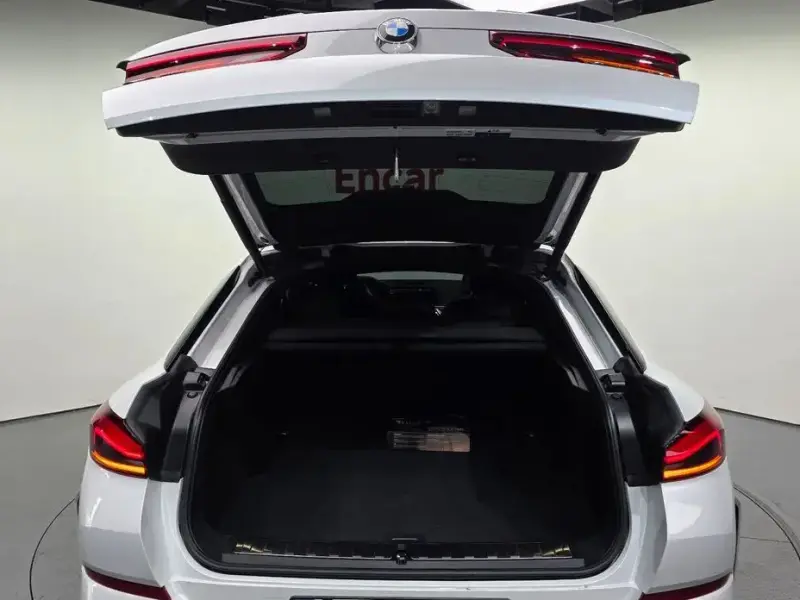 2022 BMW X6 с пробегом 24 443 км