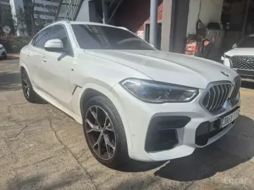 2023 BMW X6 с пробегом 10 308 км