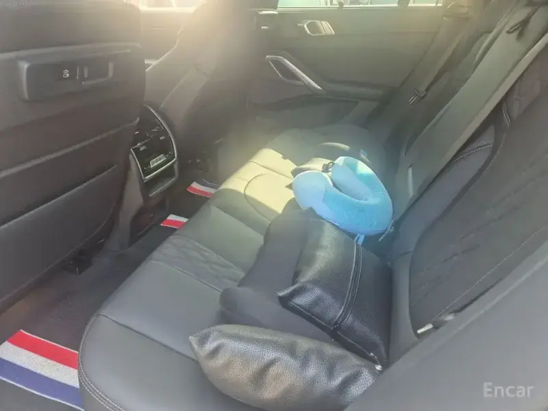 2023 BMW X6 с пробегом 10 308 км