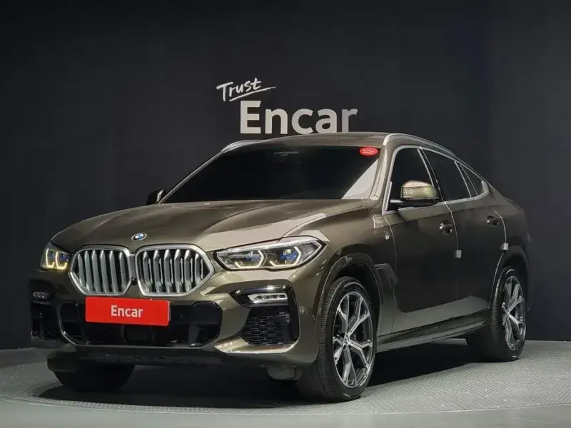 2021 BMW X6 с пробегом 100 931 км
