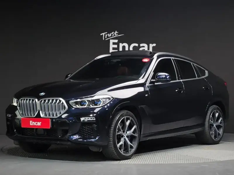 2021 BMW X6 с пробегом 78 961 км
