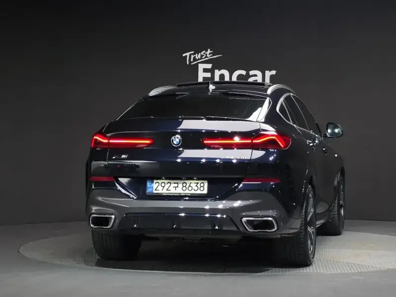2021 BMW X6 с пробегом 78 961 км