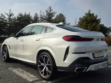 2021 BMW X6 с пробегом 123 821 км