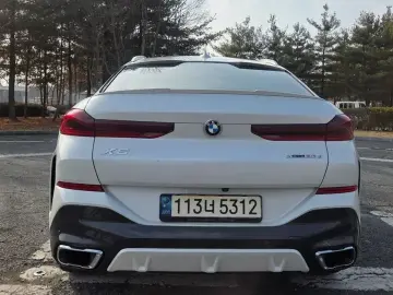 2021 BMW X6 с пробегом 123 821 км