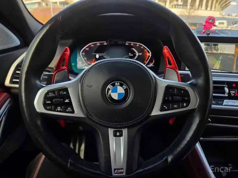2021 BMW X6 с пробегом 123 821 км