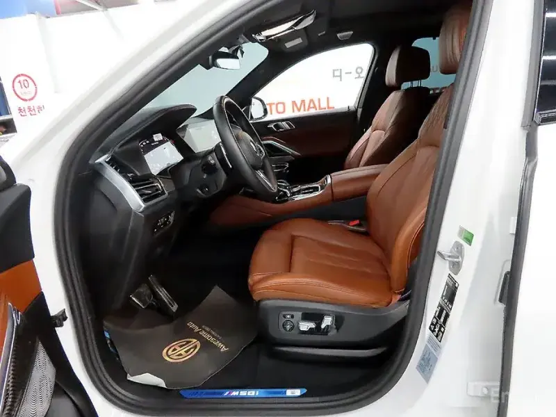 2023 BMW X6 с пробегом 25 900 км