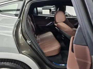 2022 BMW X6 с пробегом 60 733 км