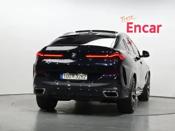 2021 BMW X6 с пробегом 37 805 км