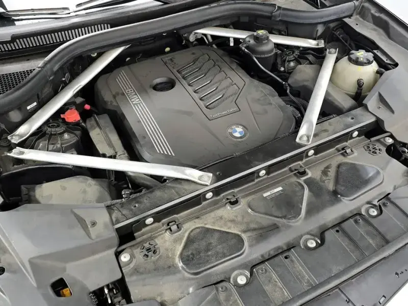 2021 BMW X6 с пробегом 37 805 км