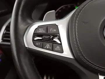 2021 BMW X6 с пробегом 37 805 км