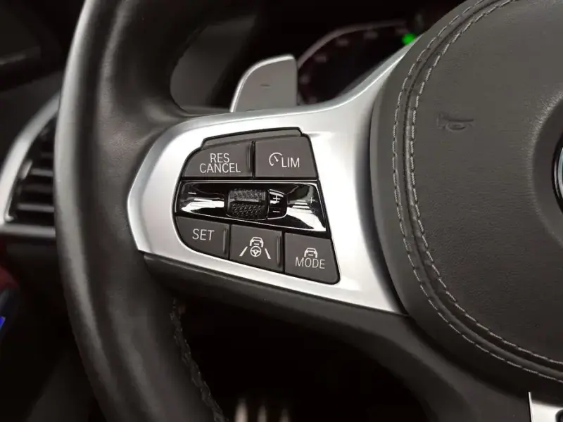 2021 BMW X6 с пробегом 37 805 км