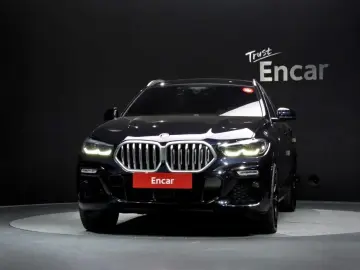 2021 BMW X6 с пробегом 83 679 км