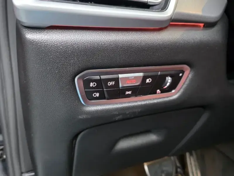 2021 BMW X6 с пробегом 83 679 км