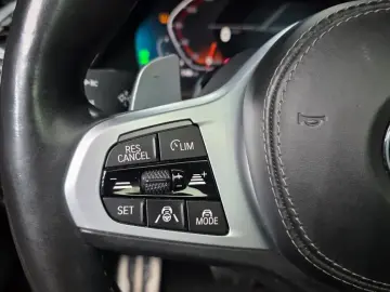 2021 BMW X6 с пробегом 83 679 км
