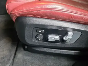 2021 BMW X6 с пробегом 83 679 км