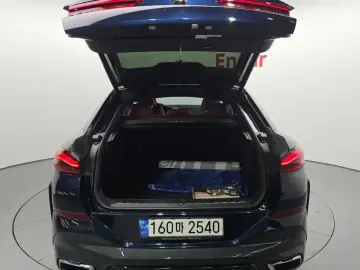 2021 BMW X6 с пробегом 59 782 км