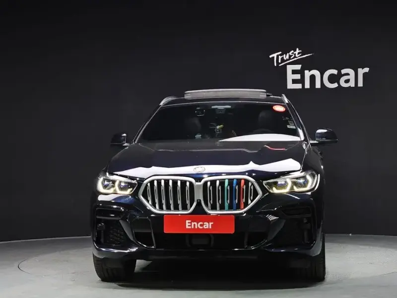 2022 BMW X6 с пробегом 71 051 км