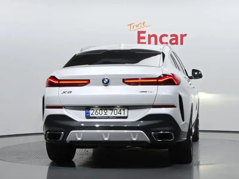 2023 BMW X6 с пробегом 55 322 км