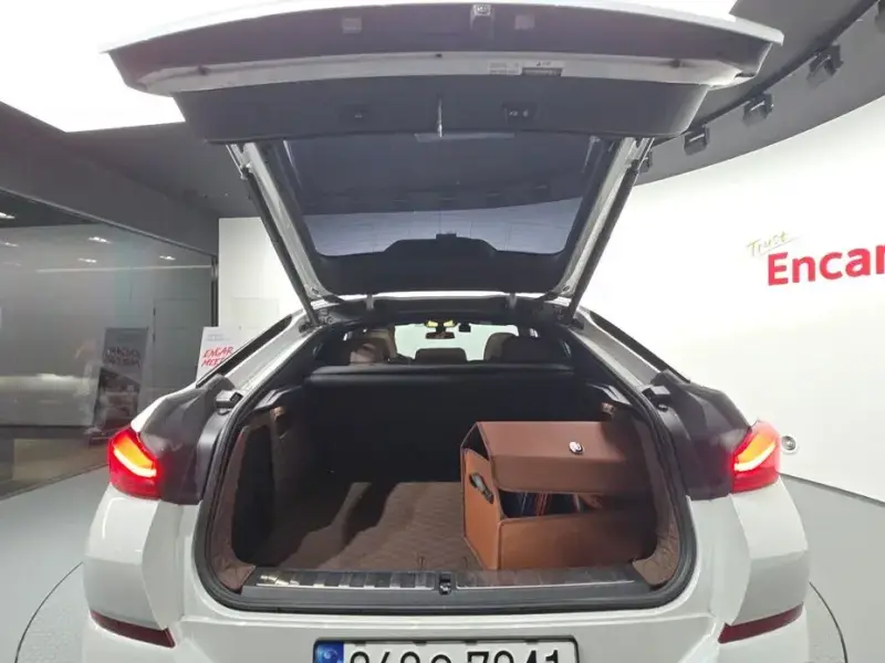 2023 BMW X6 с пробегом 55 322 км