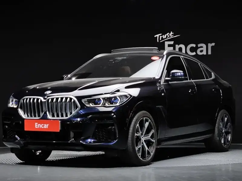2021 BMW X6 с пробегом 82 672 км