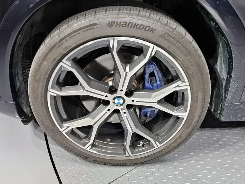 2021 BMW X6 с пробегом 82 672 км