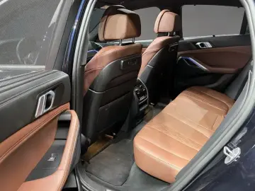 2021 BMW X6 с пробегом 82 672 км
