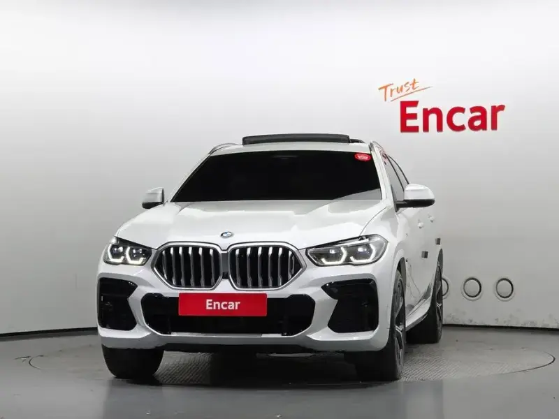 2023 BMW X6 с пробегом 29 187 км