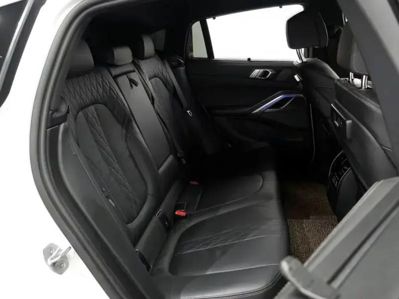 2023 BMW X6 с пробегом 29 187 км