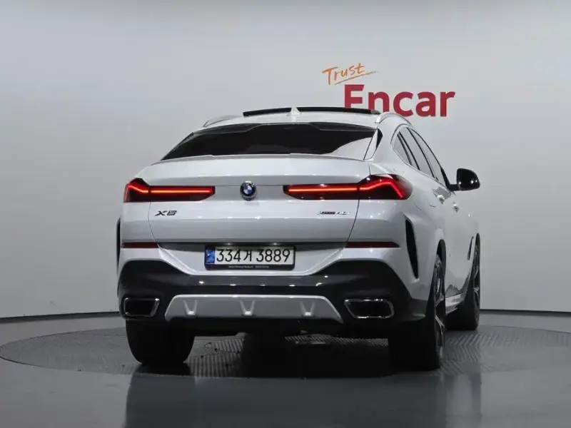 2021 BMW X6 с пробегом 51 480 км