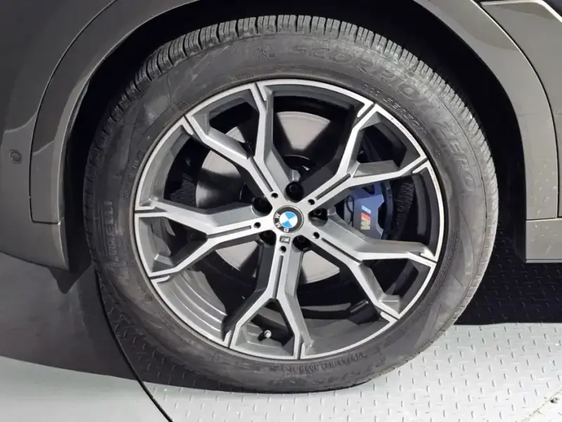 2022 BMW X6 с пробегом 73 251 км