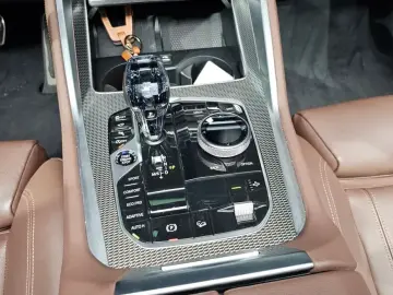 2022 BMW X6 с пробегом 73 251 км