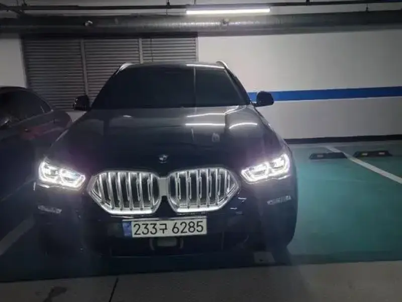2021 BMW X6 с пробегом 34 000 км