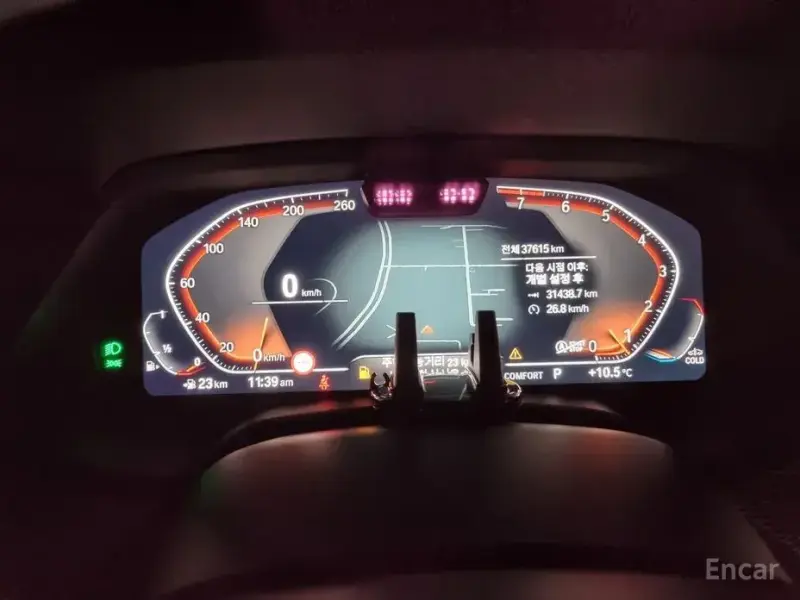 2023 BMW X6 с пробегом 37 615 км