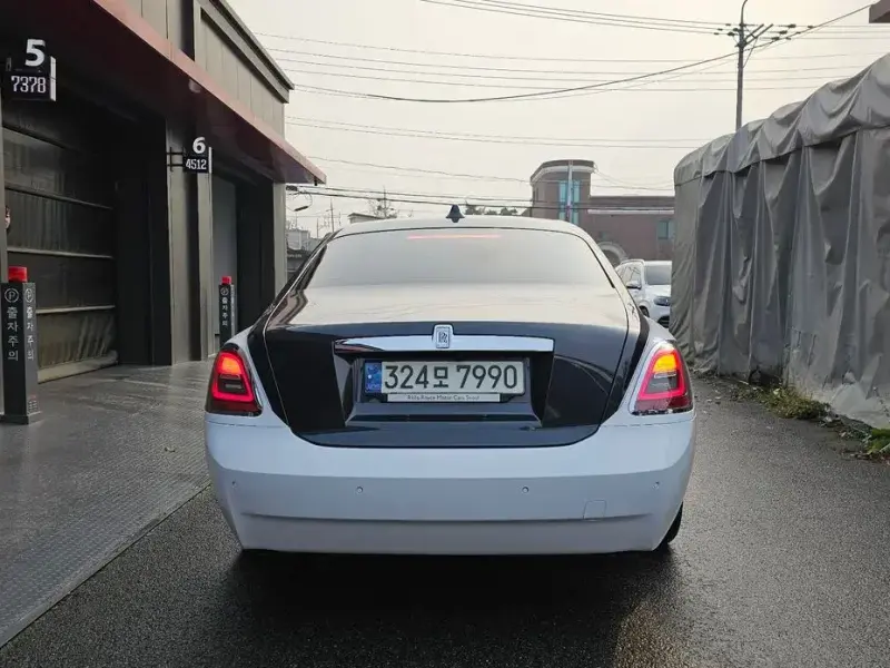 2021 Rolls-Royce Ghost с пробегом 31 019 км