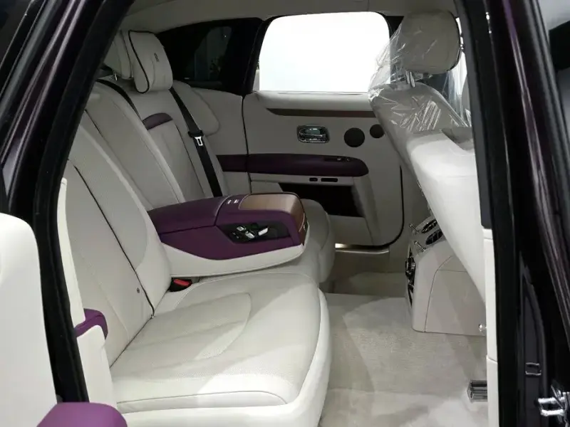 2023 Rolls-Royce Ghost с пробегом 7 213 км