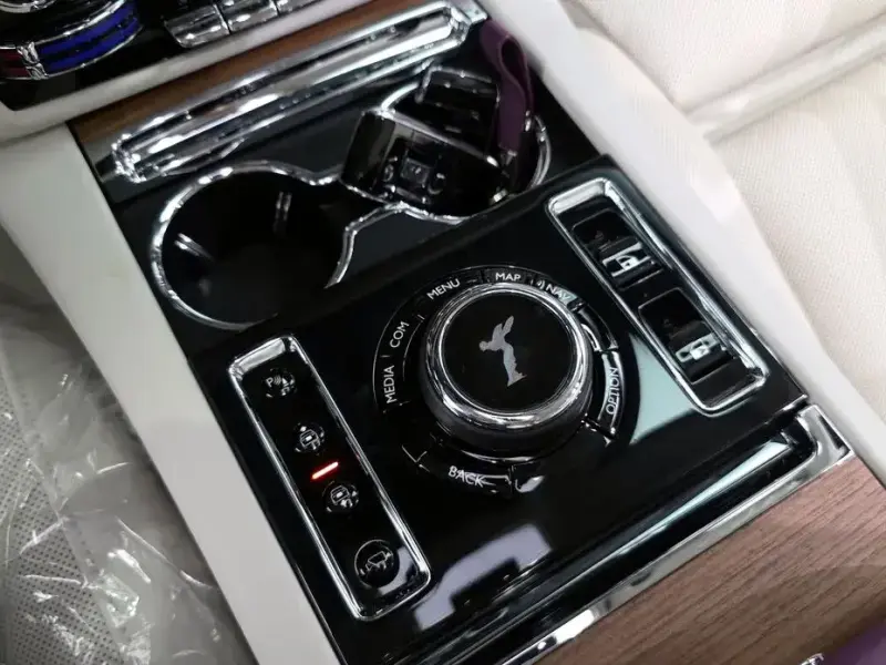 2023 Rolls-Royce Ghost с пробегом 7 213 км