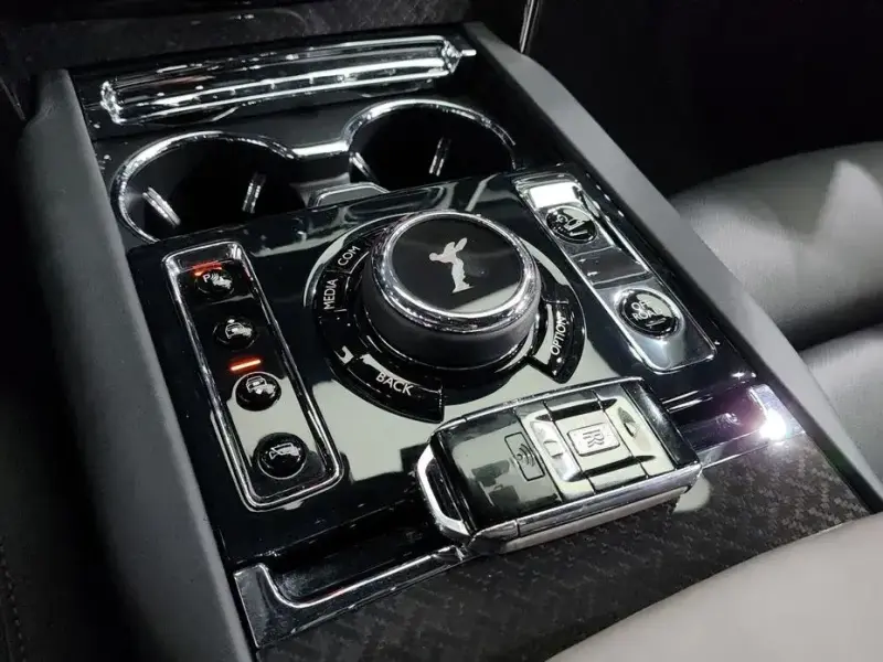 2023 Rolls-Royce Cullinan с пробегом 19 727 км