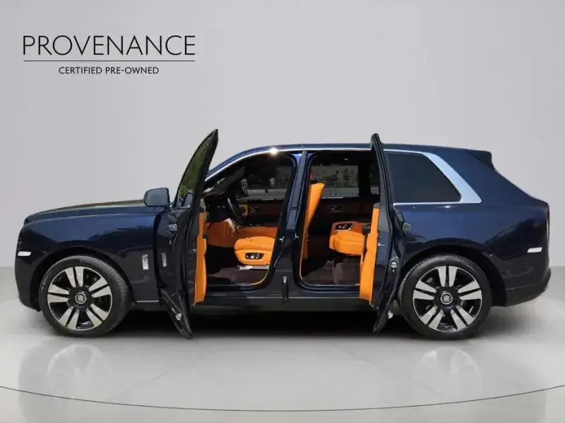 2022 Rolls-Royce Cullinan с пробегом 18 992 км
