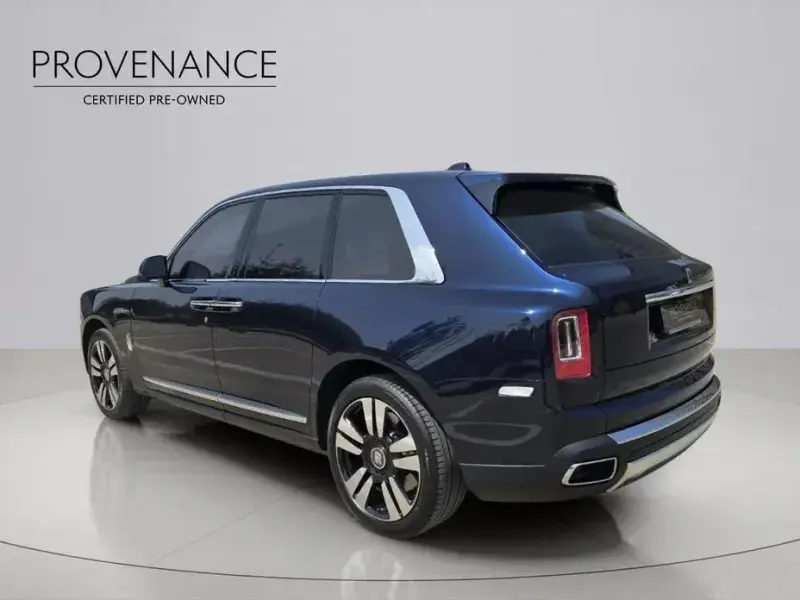 2022 Rolls-Royce Cullinan с пробегом 18 992 км