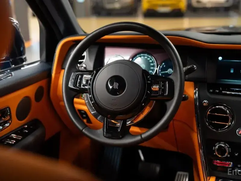 2022 Rolls-Royce Cullinan с пробегом 15 500 км