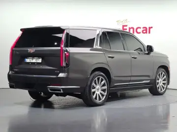 2021 Cadillac Escalade с пробегом 178 398 км