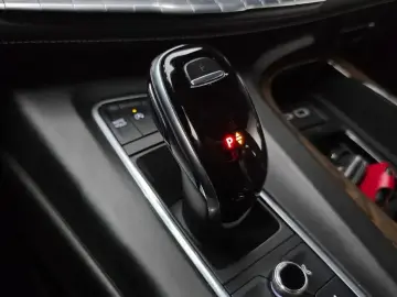 2021 Cadillac Escalade с пробегом 178 398 км